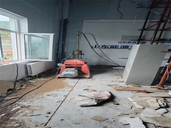 越城地基基础下沉墙体裂缝加固注浆顶升施工